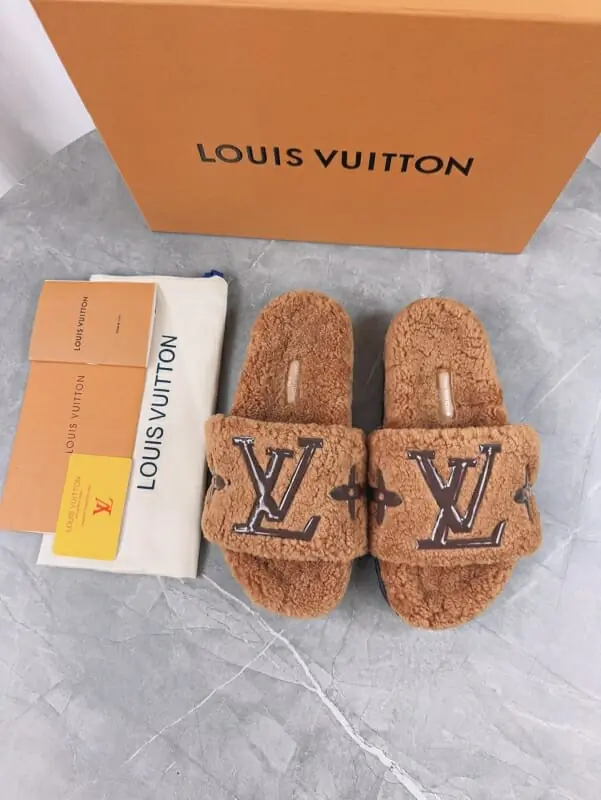 louis vuitton chaussons pour femme s_124537a